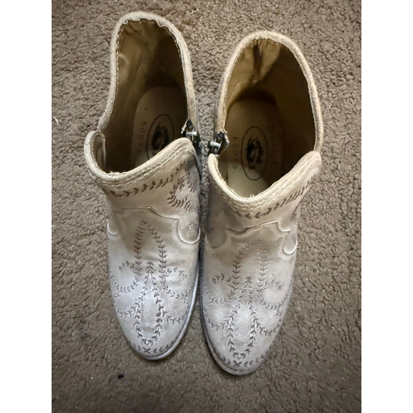 Women's Sterling River Beige Ankle Boots & Booties Size 8 with Brown Embroidery - Picture 3 of 7